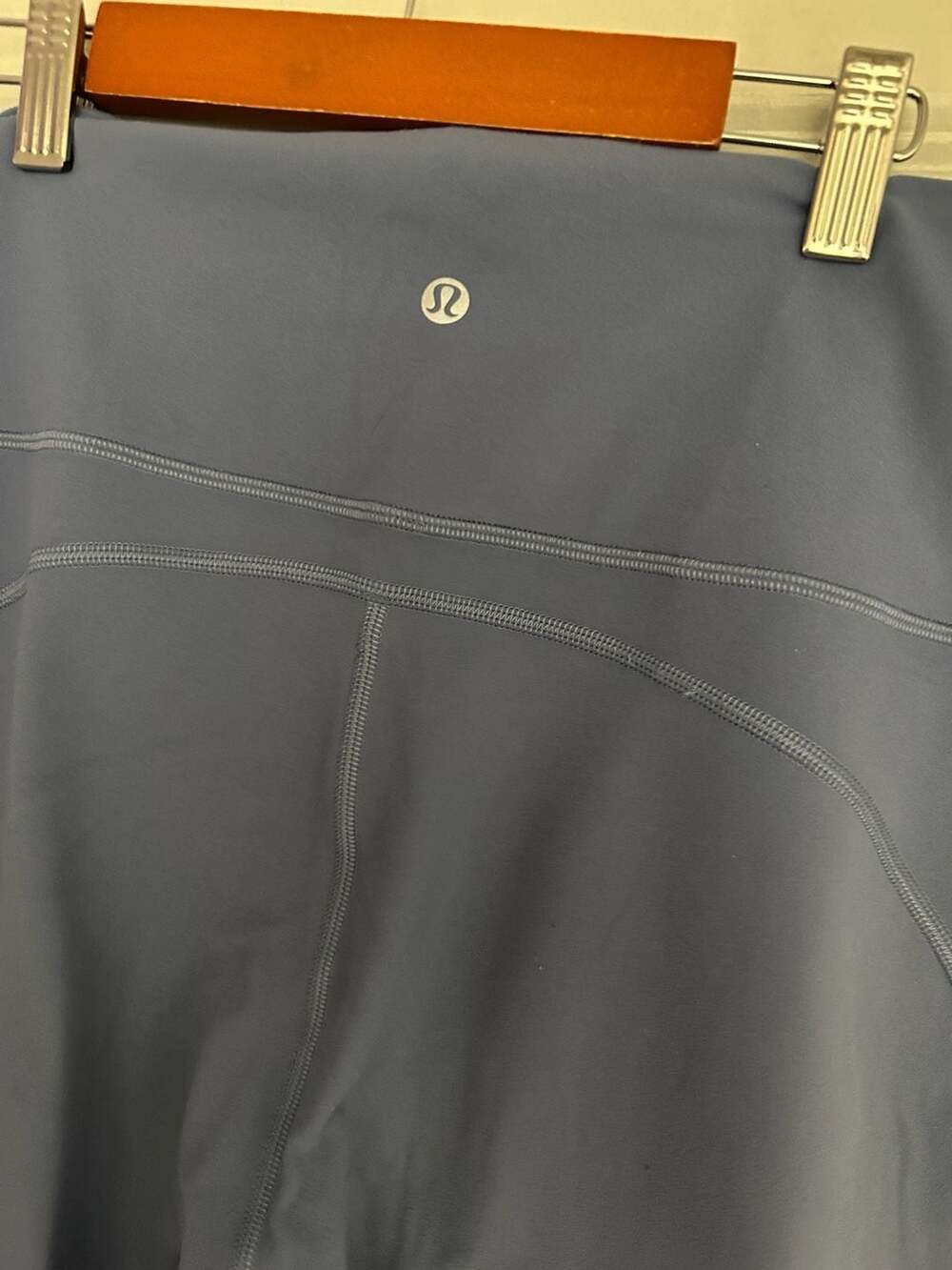 Lululemon Groove Super High-Rise Flared Yoga Pants Size 12 - Picture 3 of 4
